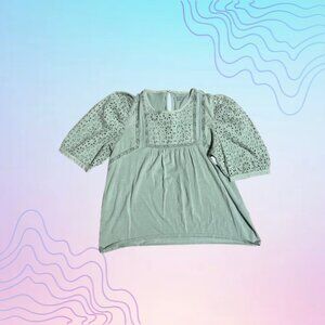 GOOD HART Women’s Size Small Sage Green Eyelet Puff Sleeve Blouse